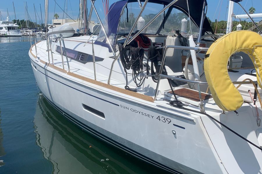 2013 Jeanneau 439