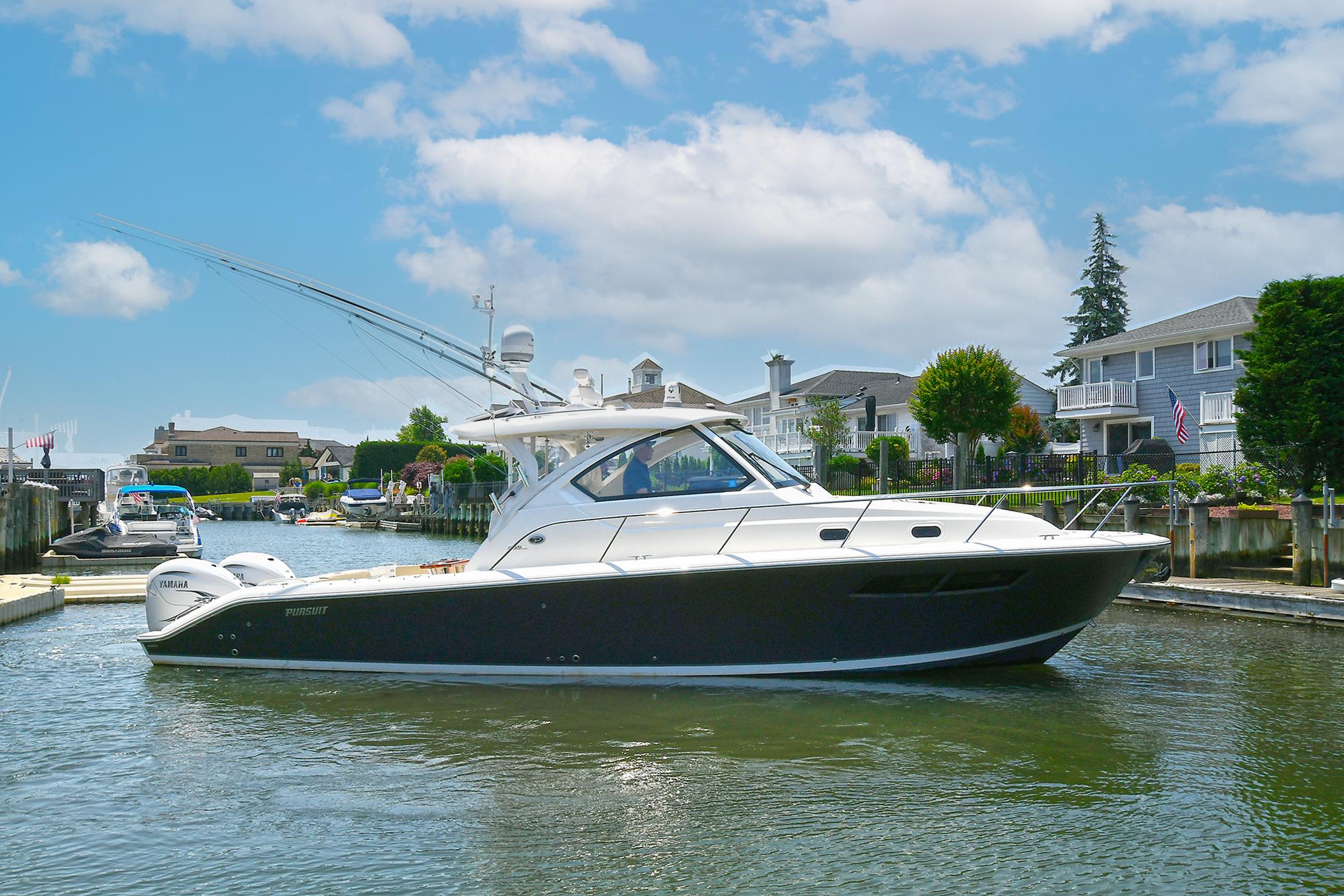 Used 2021 Pursuit OS 355 Offshore - New York | TopBoats