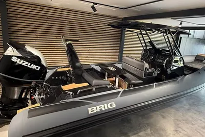 2025 Brig Eagle 8