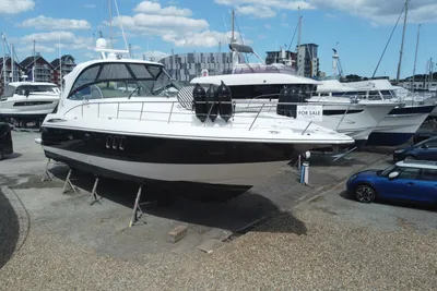 2007 Cruisers Yachts 460 Express