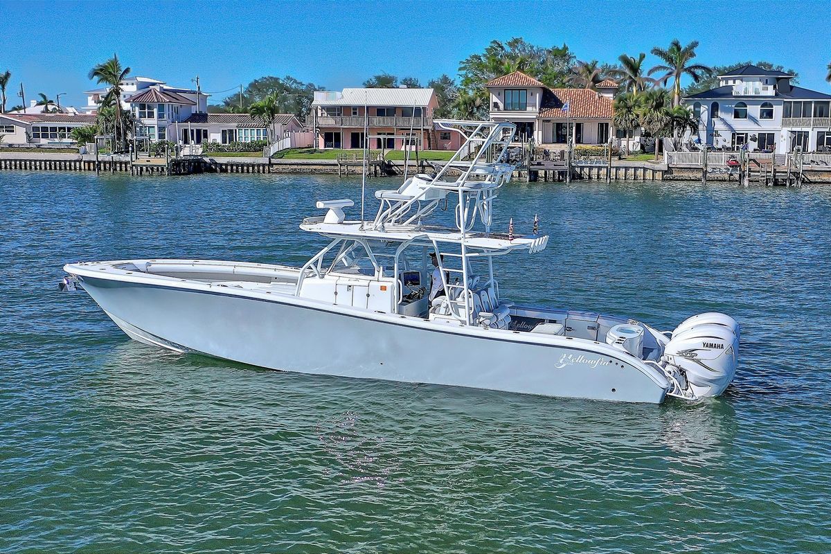 2015 Yellowfin 42 
