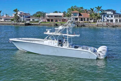 Yellowfin 42 Offshore