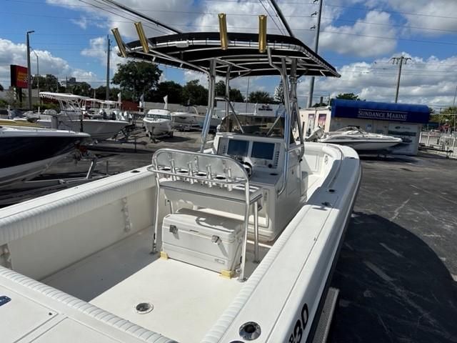 2002 Manta 30 Center Cons 2022 twin 300's