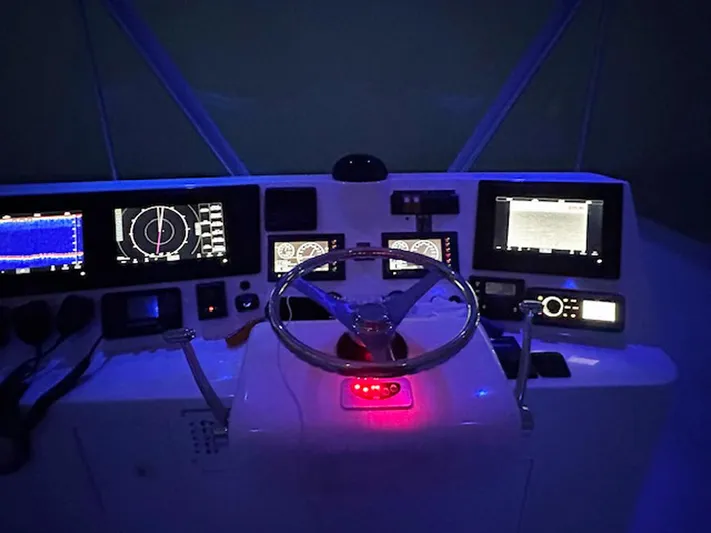 Current Addition Yacht Photos Pics 