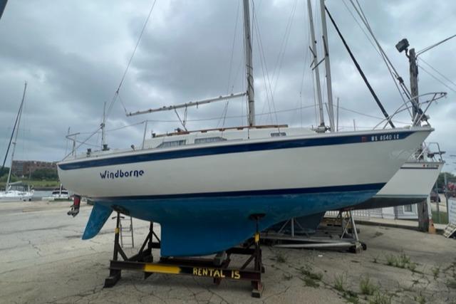 27 ft ericson sailboat