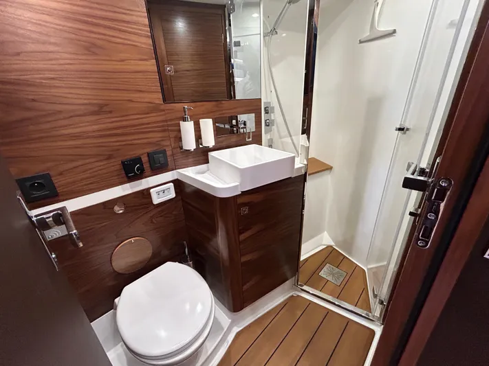 Amel50 Yacht Photos Pics 