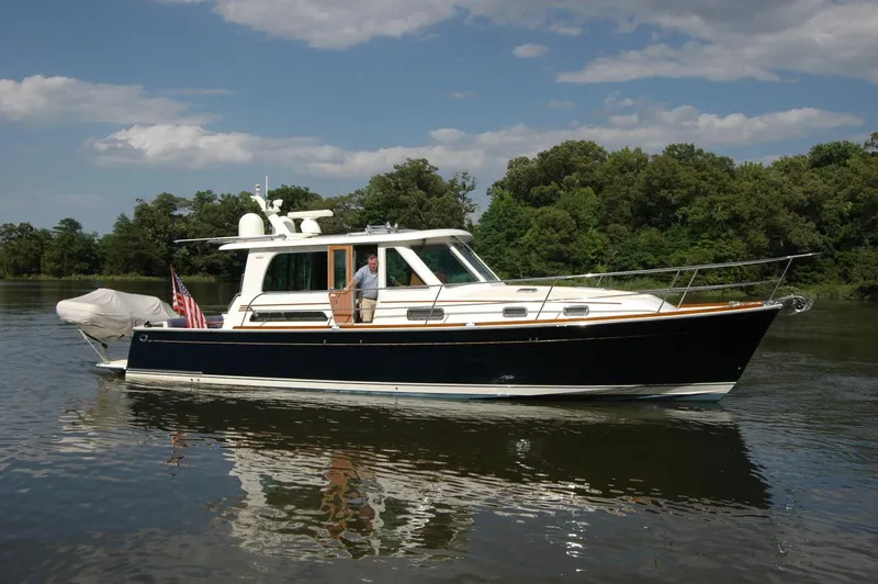 Amayesing Yacht Photos Pics 