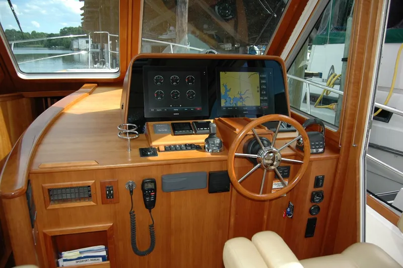 Amayesing Yacht Photos Pics 