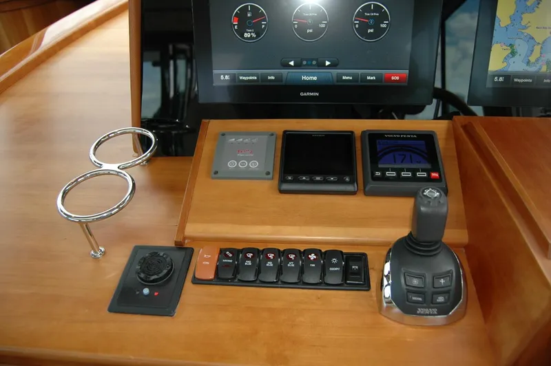 Amayesing Yacht Photos Pics 