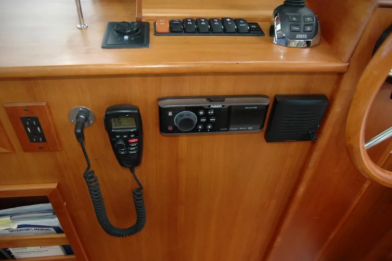 Amayesing Yacht Photos Pics 