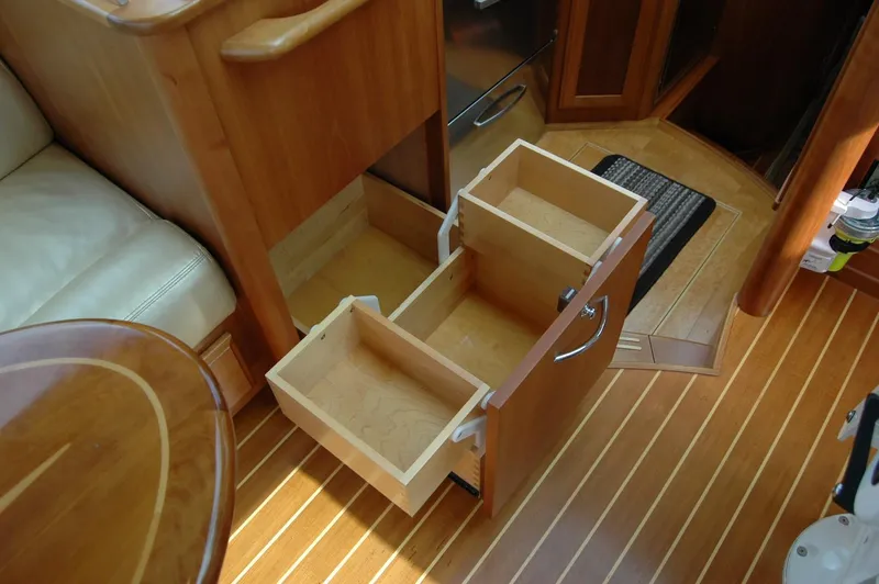 Amayesing Yacht Photos Pics 