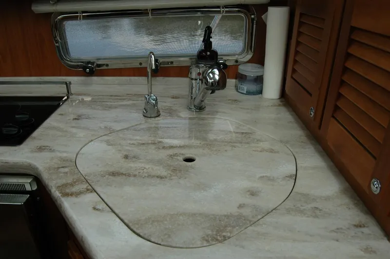 Amayesing Yacht Photos Pics 