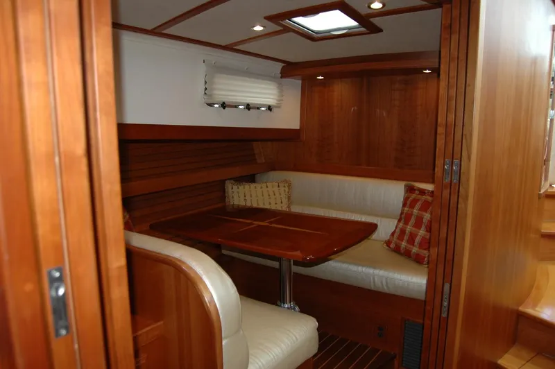 Amayesing Yacht Photos Pics 