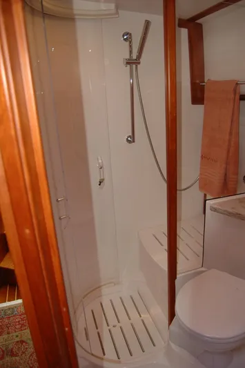 Amayesing Yacht Photos Pics 