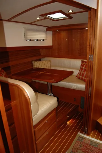 Amayesing Yacht Photos Pics 