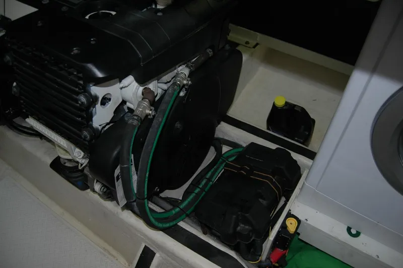 Amayesing Yacht Photos Pics 