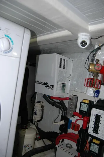 Amayesing Yacht Photos Pics 