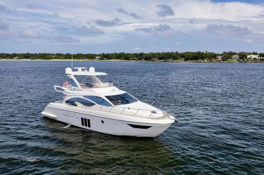 2014 Azimut Flybridge