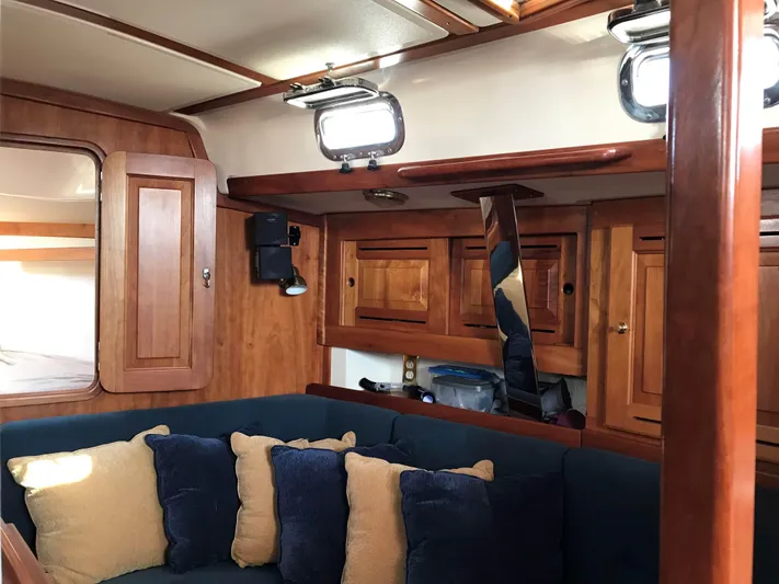 Sovereignty Yacht Photos Pics 