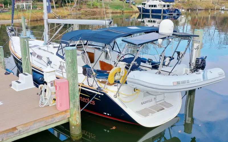 Callinectes Yacht Photos Pics 