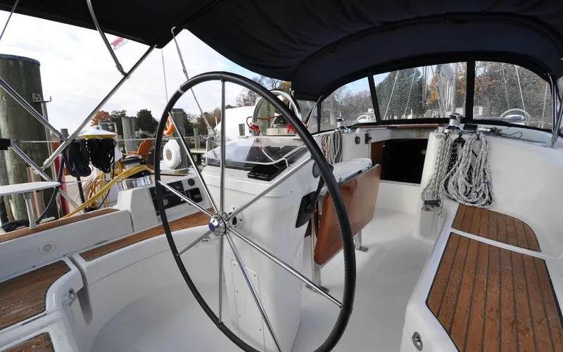 Callinectes Yacht Photos Pics 