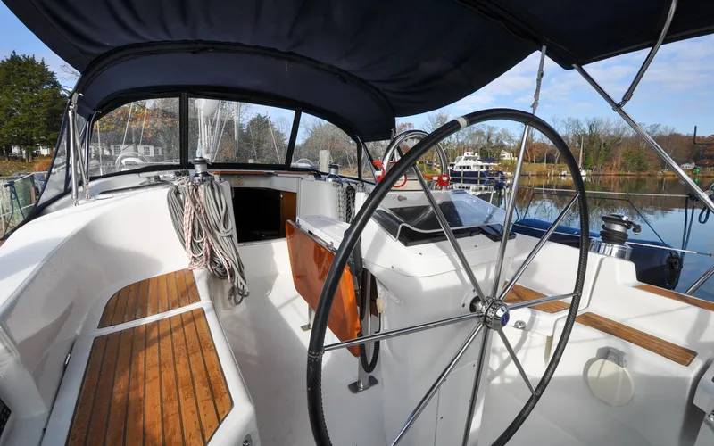 Callinectes Yacht Photos Pics 