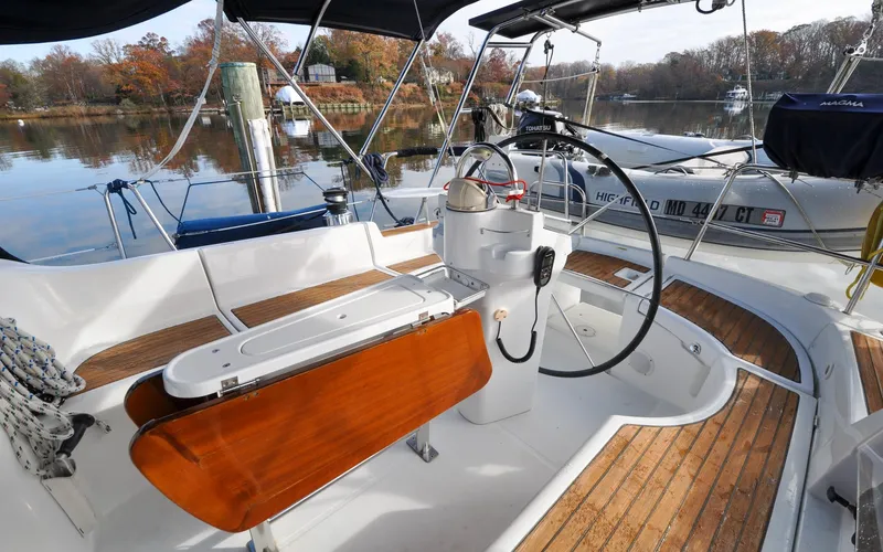 Callinectes Yacht Photos Pics 