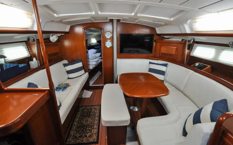 Callinectes Yacht Photos Pics 