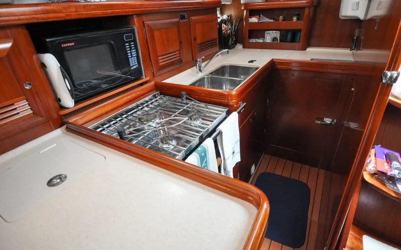 Callinectes Yacht Photos Pics 