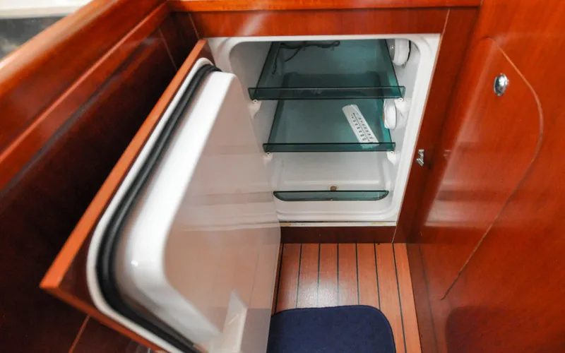 Callinectes Yacht Photos Pics 