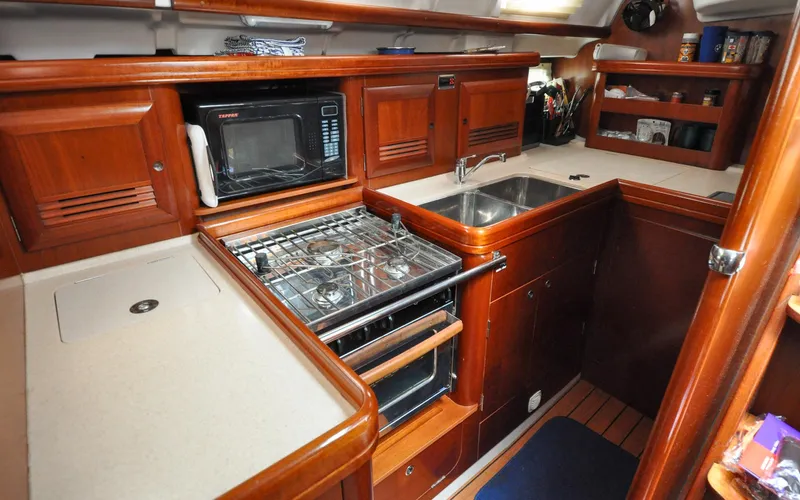 Callinectes Yacht Photos Pics 