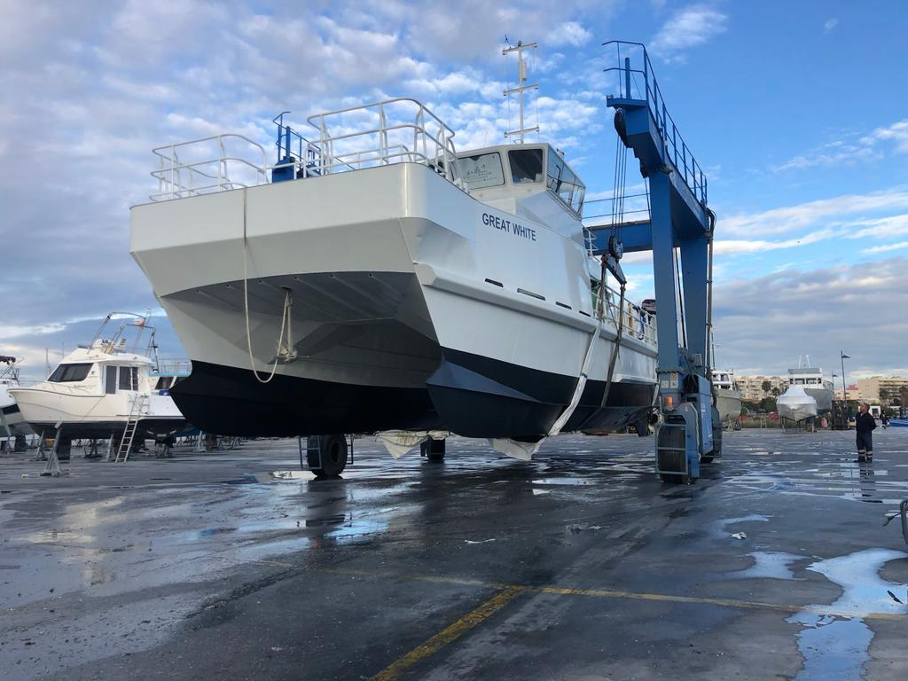 catamaran boat builders uk