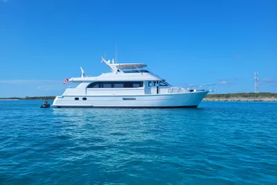 Hatteras 75 Cockpit Motor Yacht