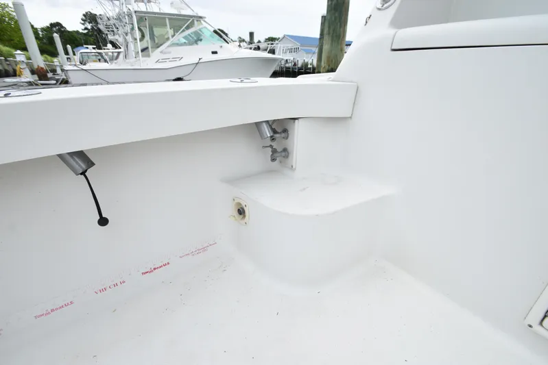 Lunes Yacht Photos Pics 