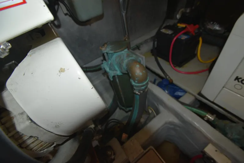 Lunes Yacht Photos Pics 