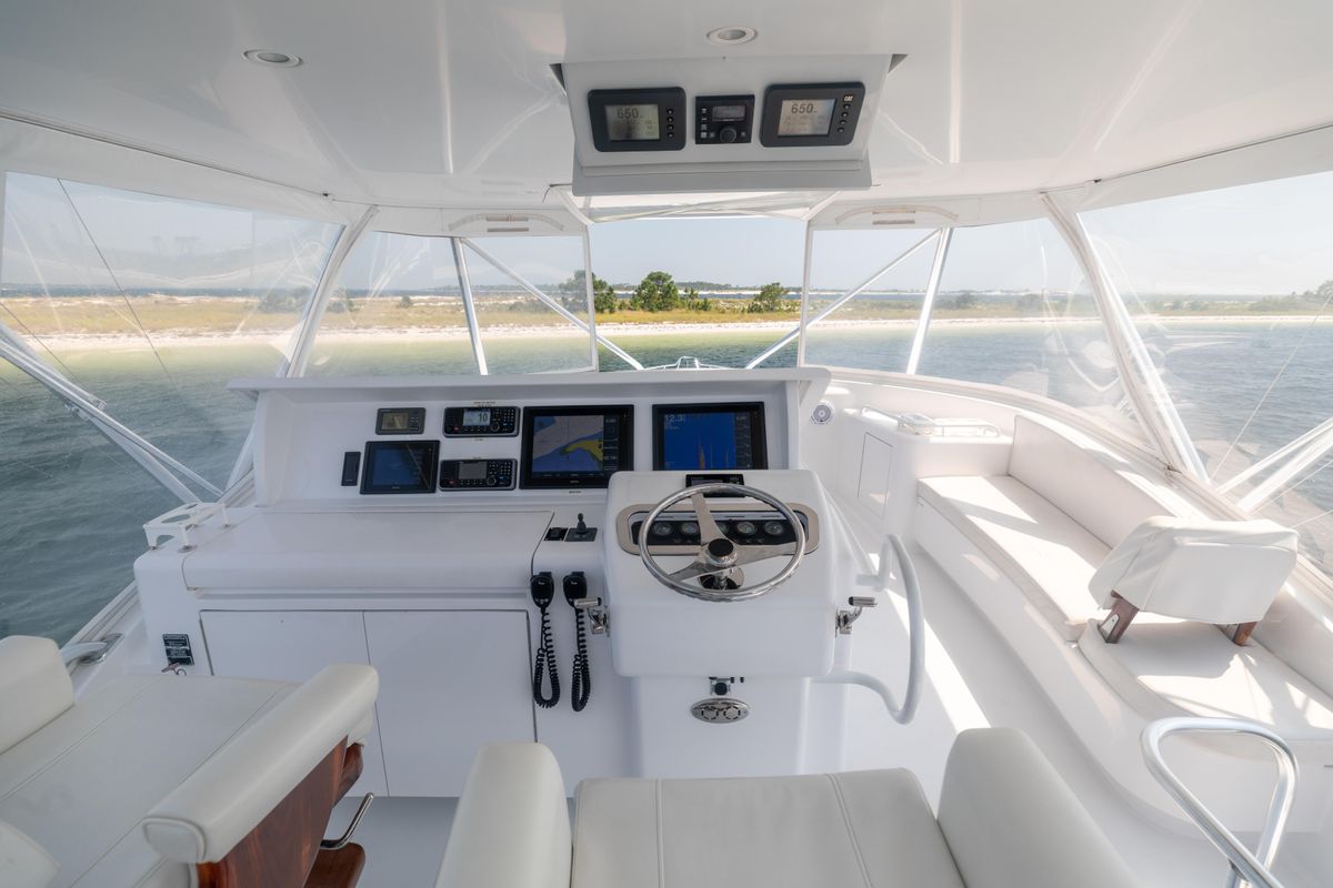 2008 Hatteras 60 
