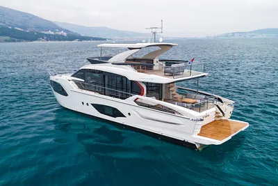 2026 Absolute 70 Fly