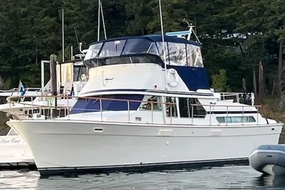 Tollycraft 40 Tri-Cabin MY