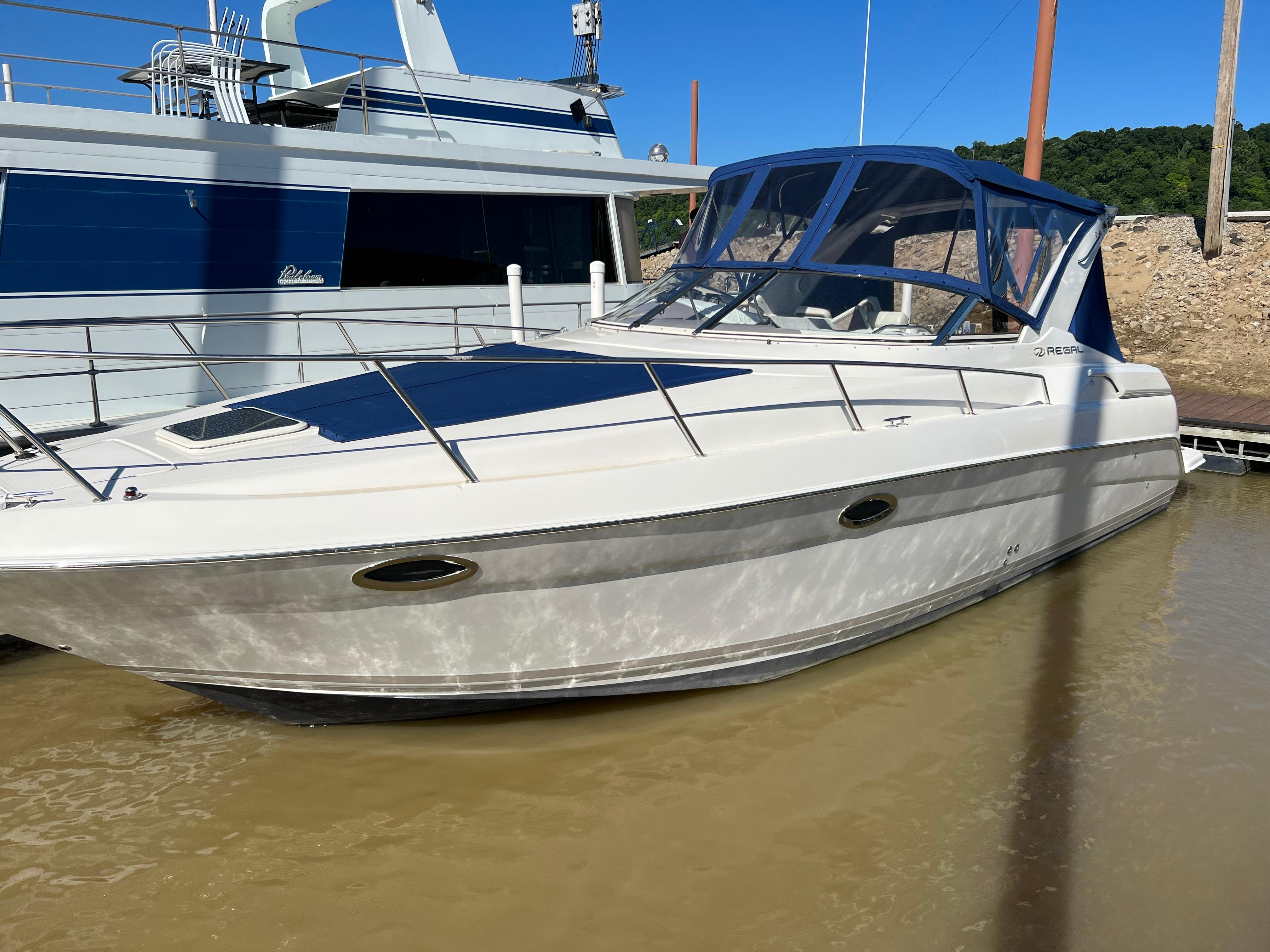 2003 Regal Commodore 3260 Cruiser for sale - YachtWorld