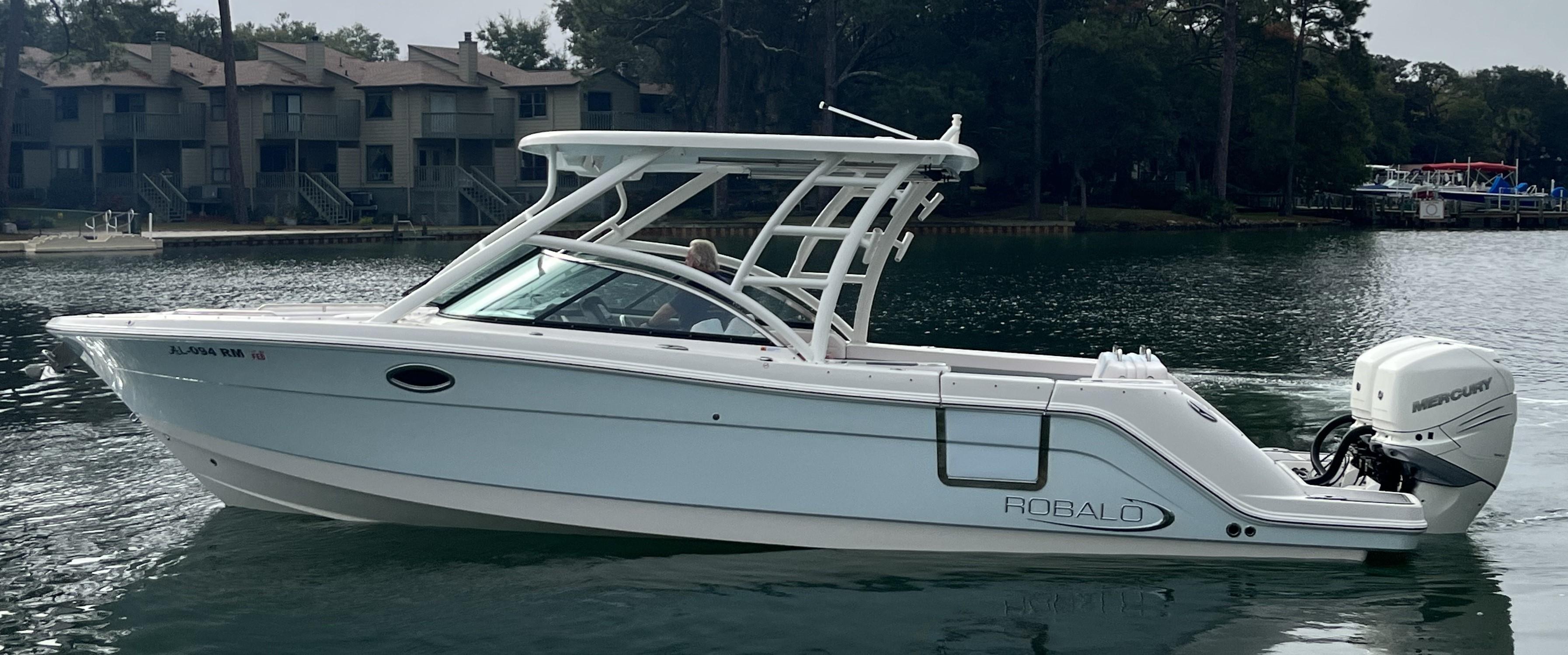 2021 Robalo R317 Dual Console Dual Console for sale YachtWorld