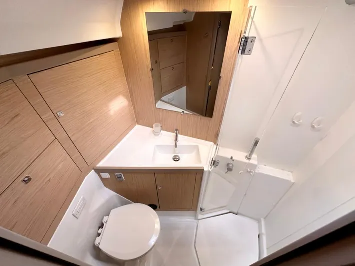 Cool Change Yacht Photos Pics 