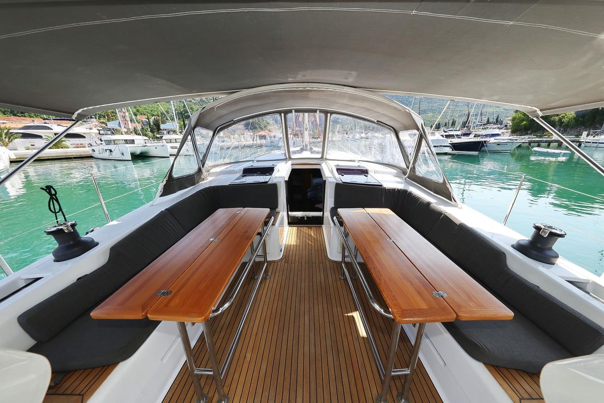 2019 Hanse 51 