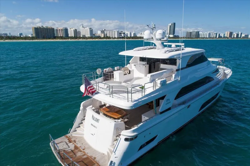 Valiant Yacht Photos Pics 2022 Horizon E81 - Image 5