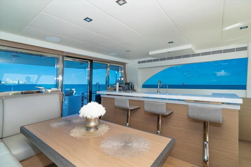 Valiant Yacht Photos Pics 2022 Horizon E81 - Image 18