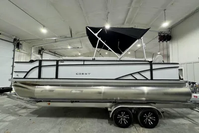 Crest Classic LX 220