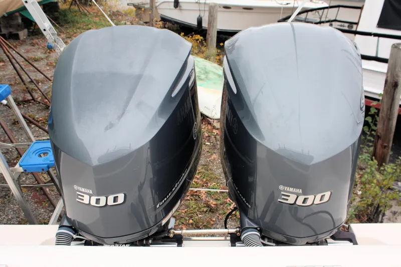  Yacht Photos Pics Twin Yamaha 300 outboard engines on a 2013 Pursuit ST 310 Sport boat.