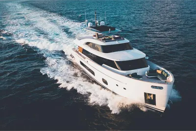Azimut Magellano 25M