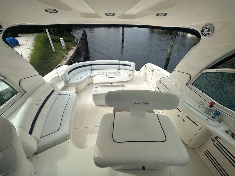 2004 Sea Ray 500 Sundancer