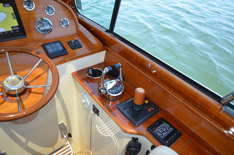 Little Prize Yacht Photos Pics JetStick