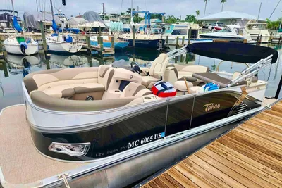 Tahoe LTZ 2285 ENT Tritoon
